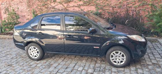 FORD FIESTA 1.6 MPI CLASS SEDAN 8V FLEX 4P MANUAL
